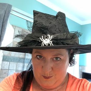 Meet your Posher, Denise